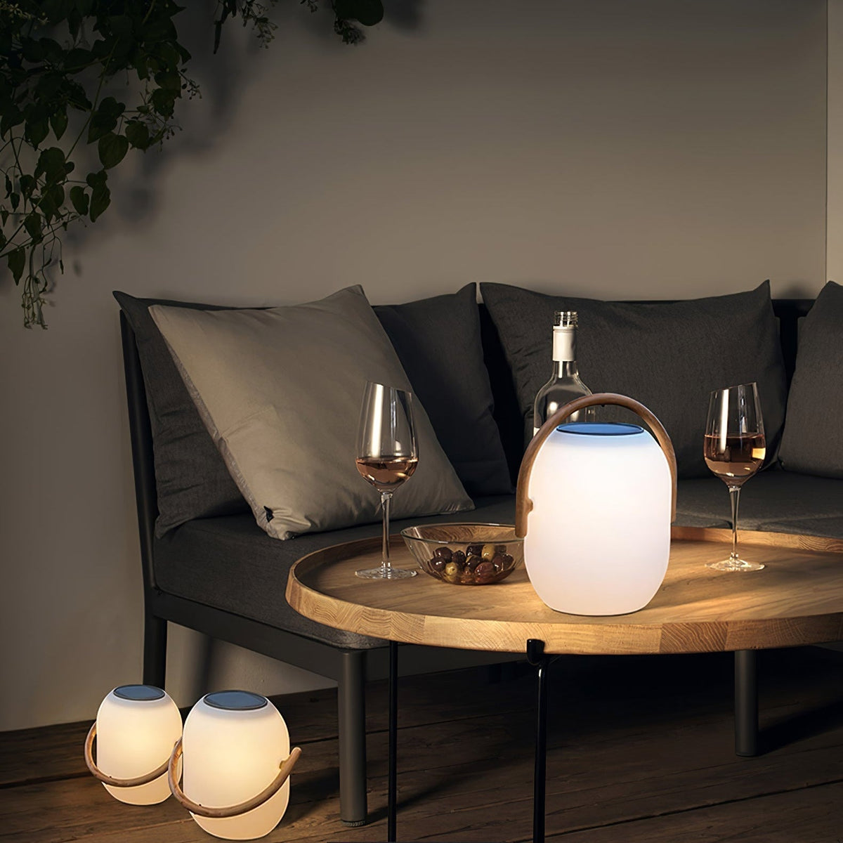 Ivok Solar Outdoor Lantern Lamp