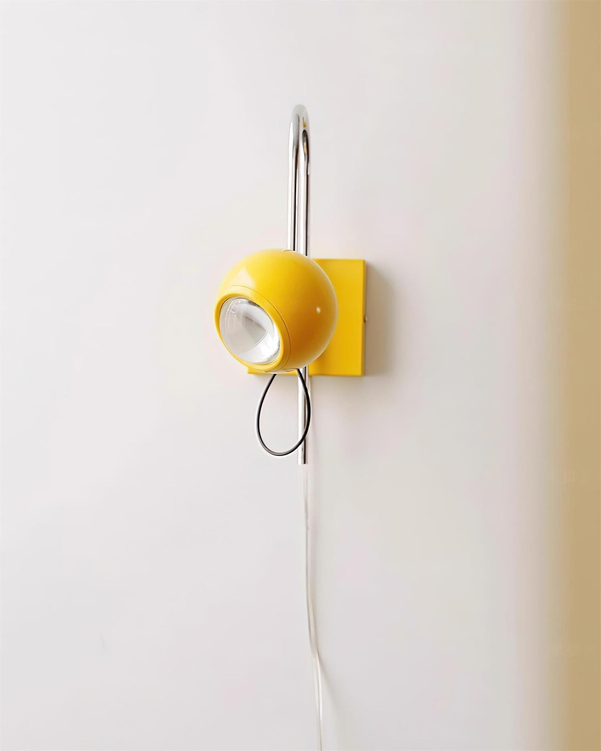 Selarira Wall Lamp