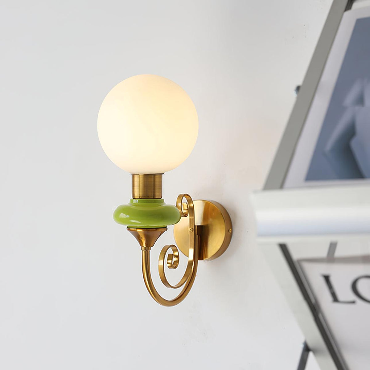 Teriearia Wall Lamp