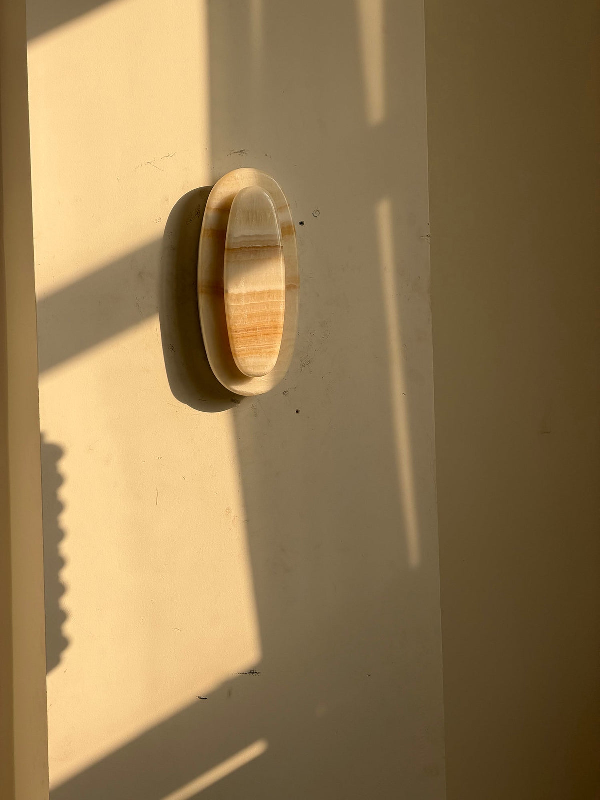 Caldrith Onyx Wall Lamp