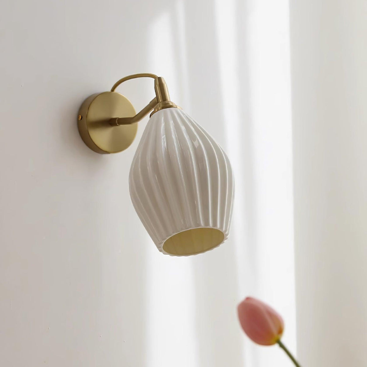 Amira Ceramic Wall Lamp