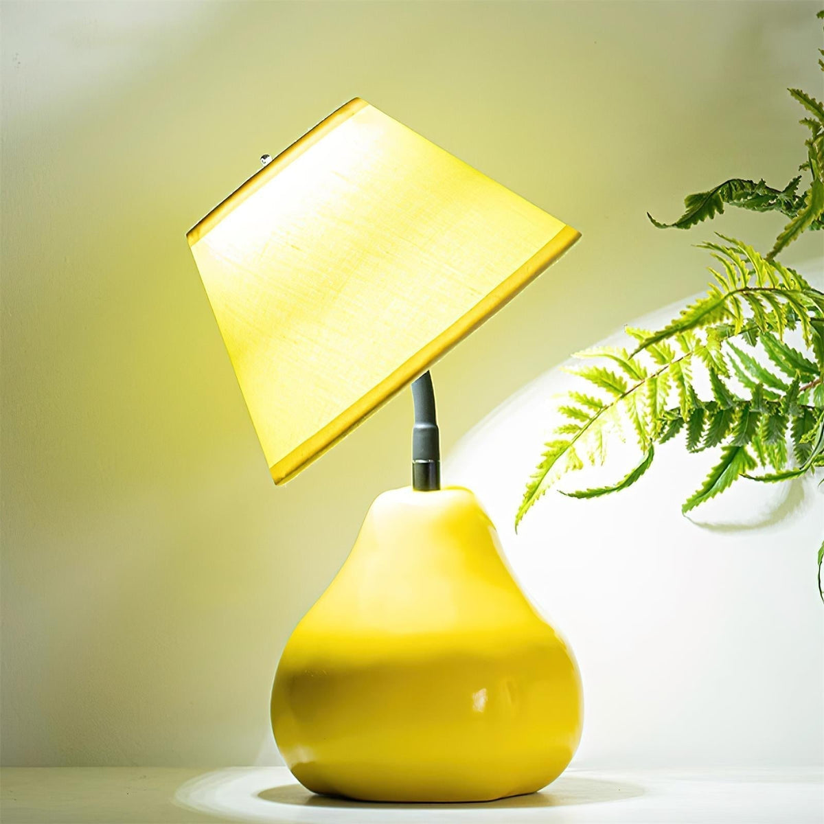 Elaenora Table Lamp
