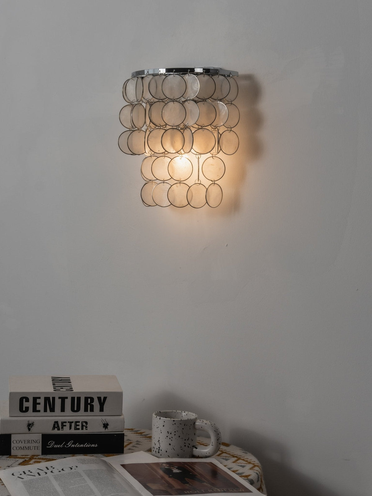 Nacivaine Pearl Shell Wall Lamp