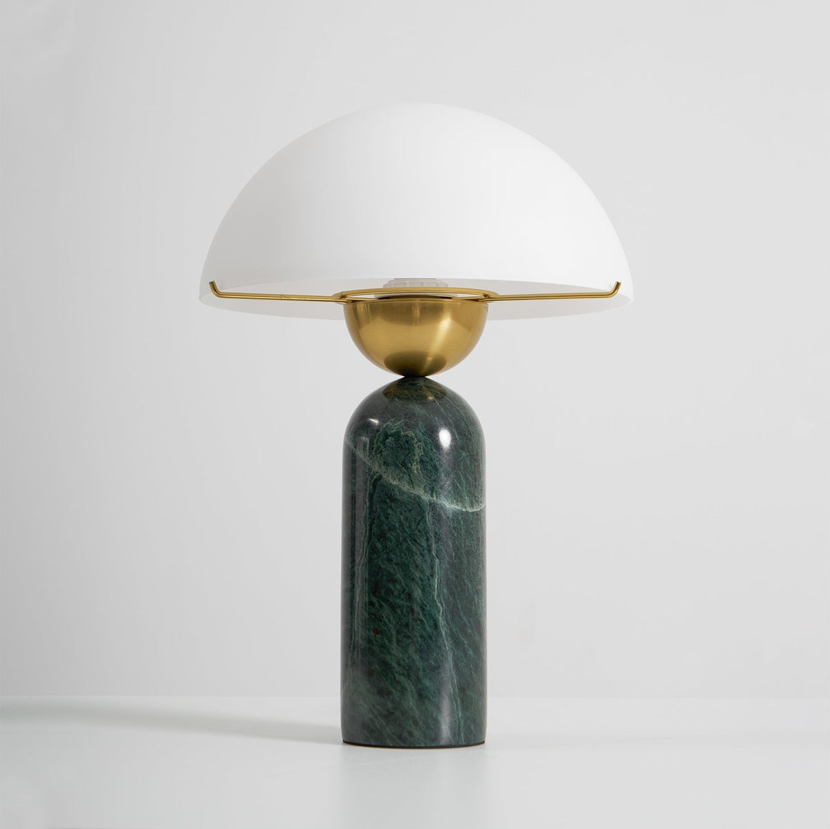 Tirixon Alabaster Table Lamp