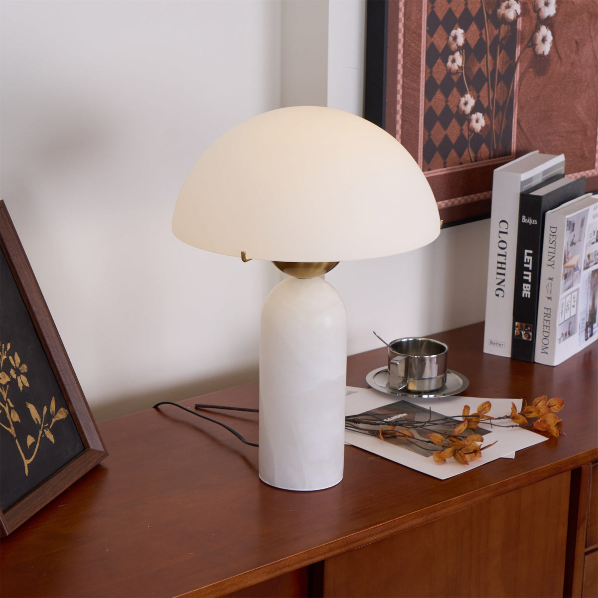 Tirixon Alabaster Table Lamp
