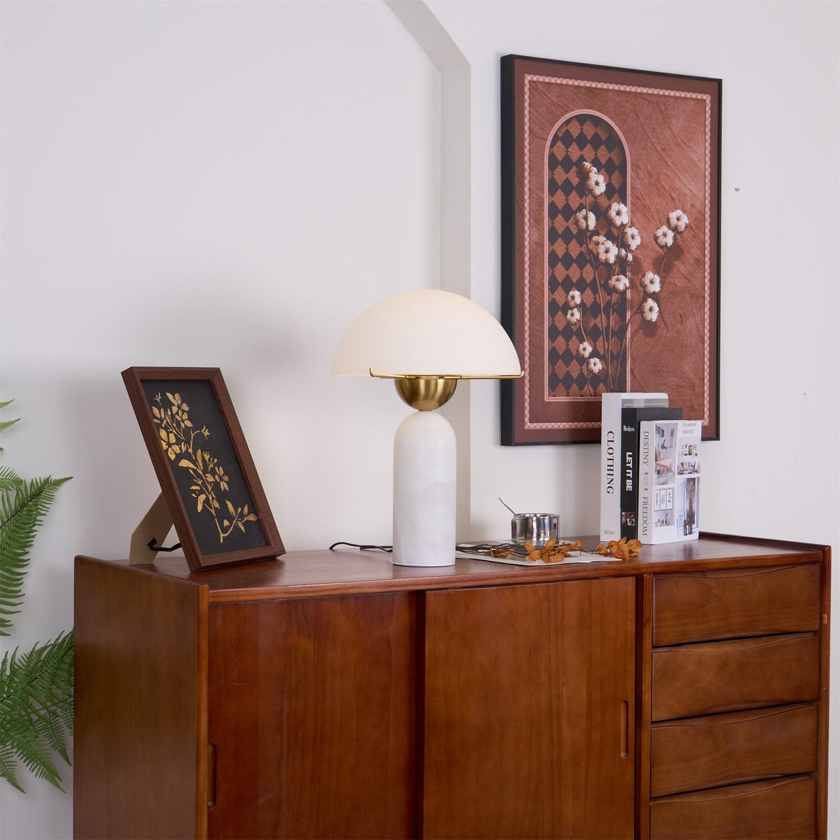 Tirixon Alabaster Table Lamp