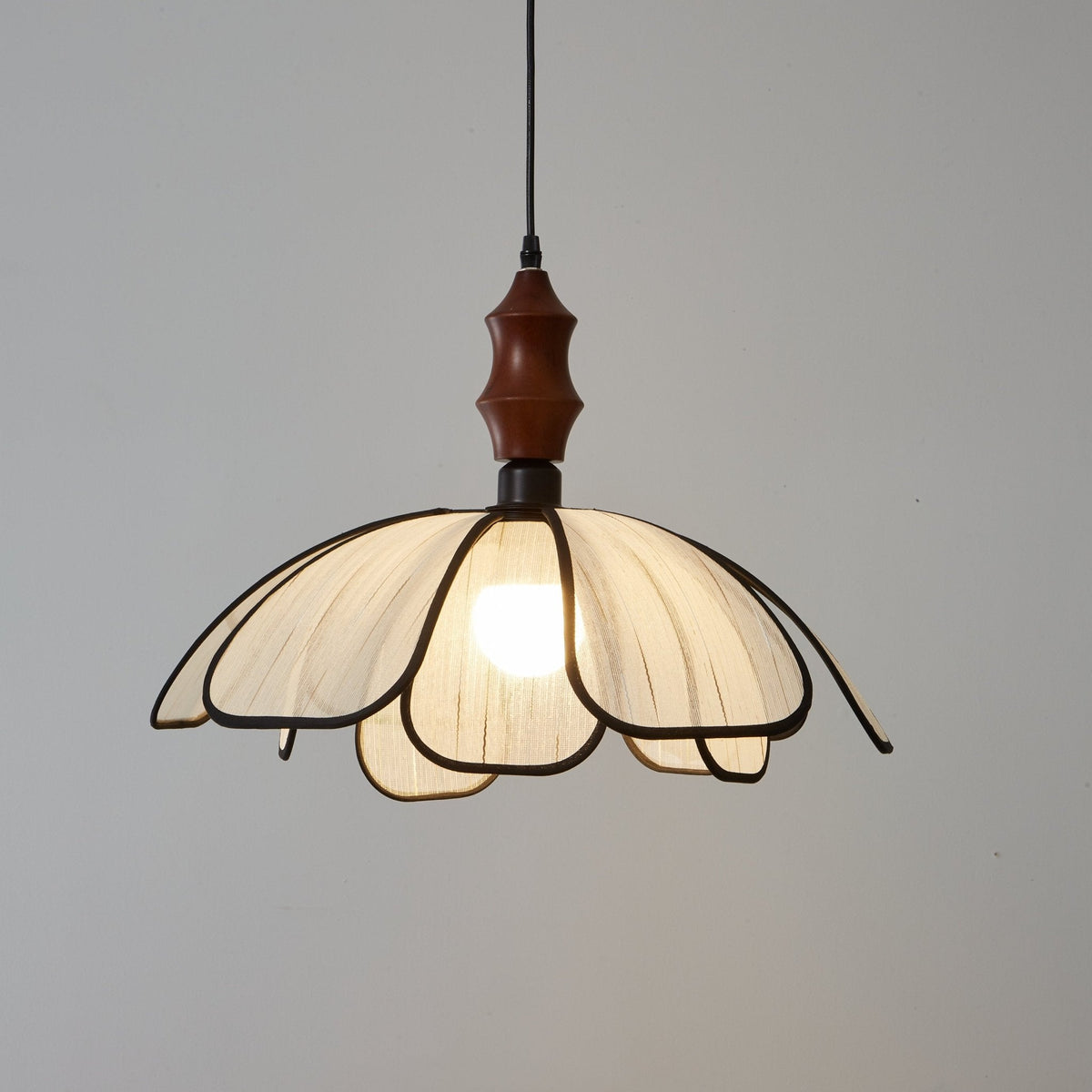 Lioruena Whisper Pendant Lamp