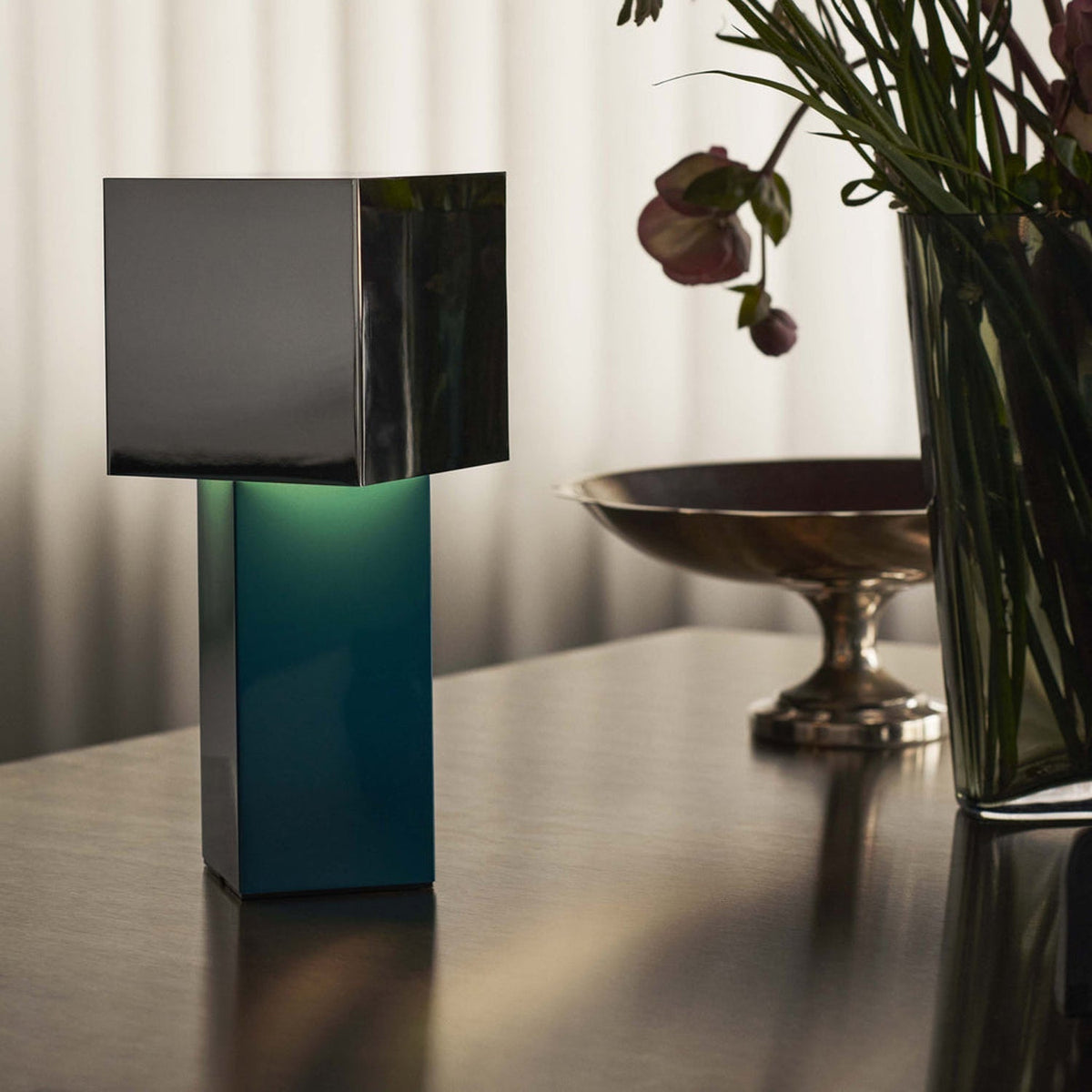 Cubo Lume Portable Lamp