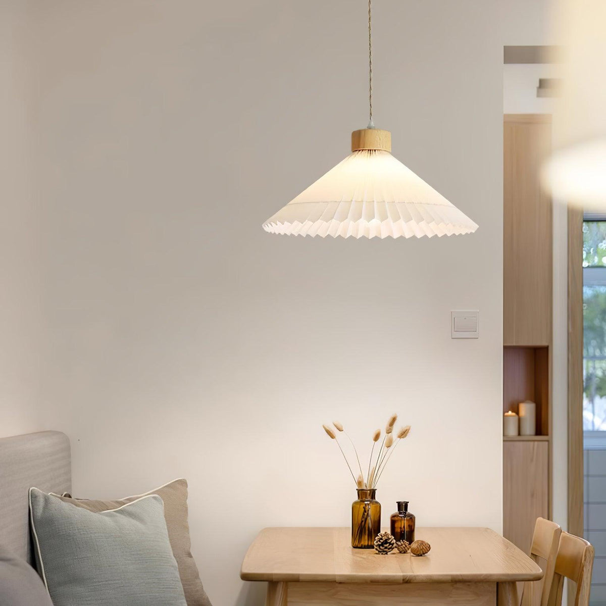 Rinisora Modern Wood Pendant Light