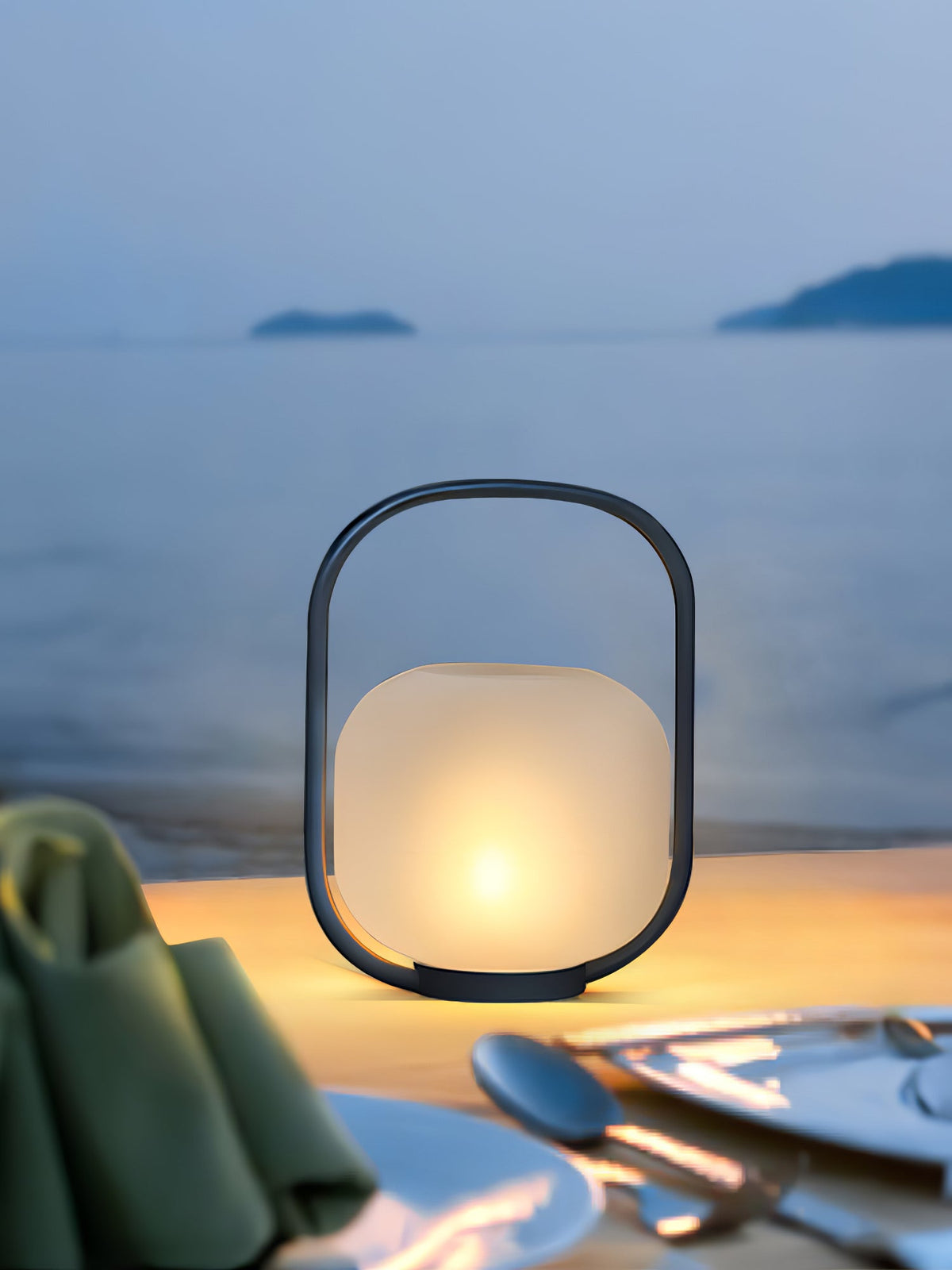 Zelaeon Minimalist Glass Table Lamp