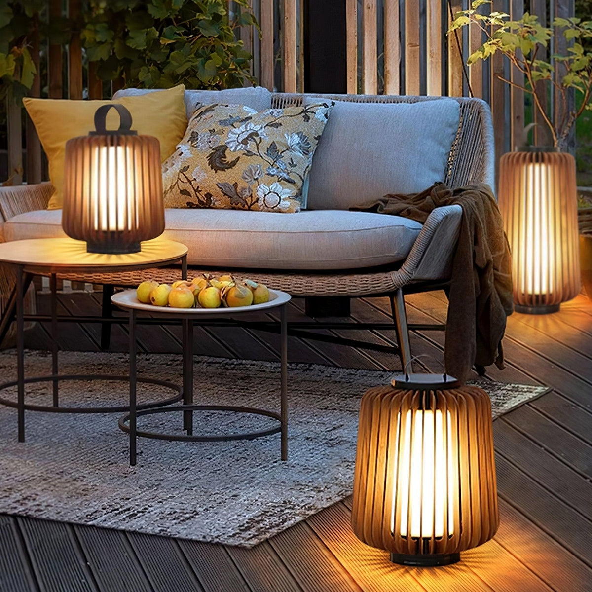 Slat Outdoor Table Light