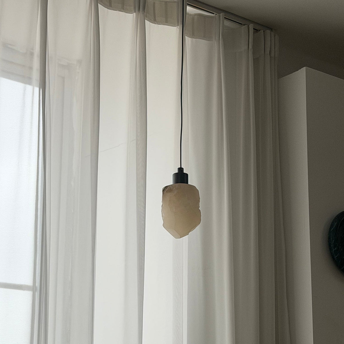 Viraeeria Pendant Lamp