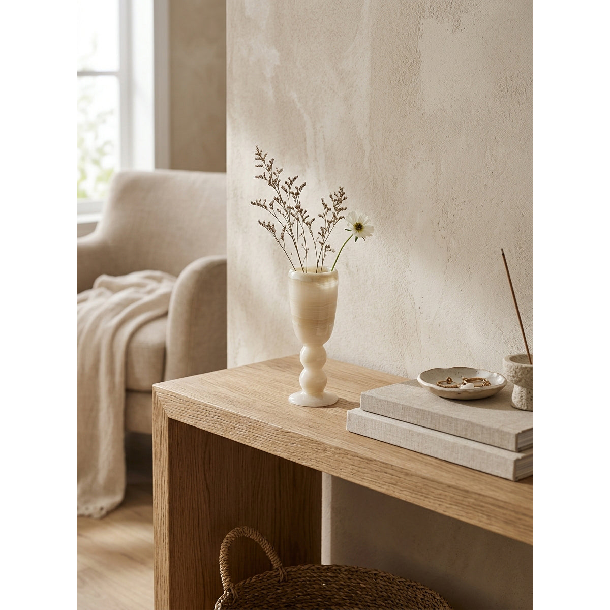 Keldenhurst Onyx Vase