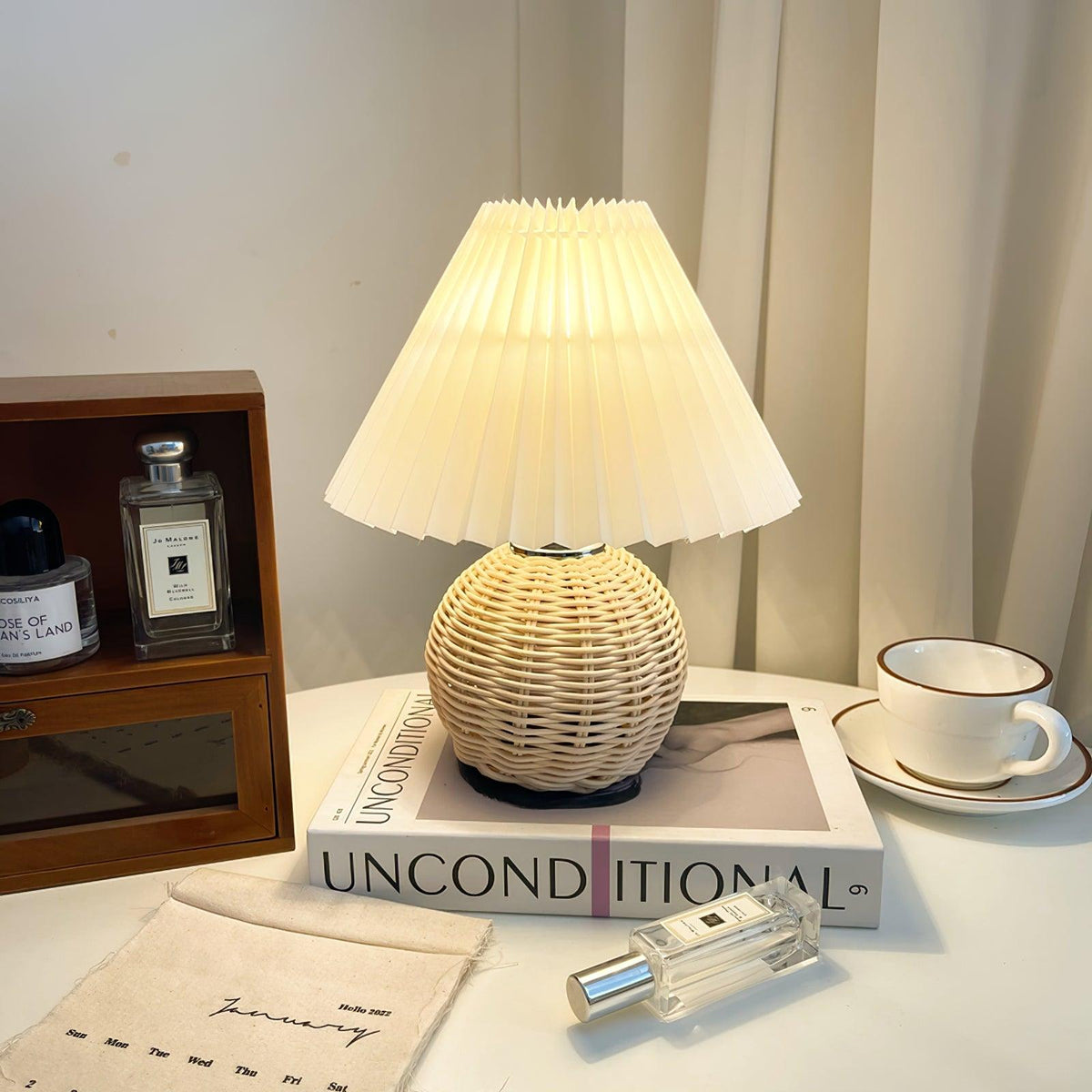 Ravuena Rattan Pleated Table lamp