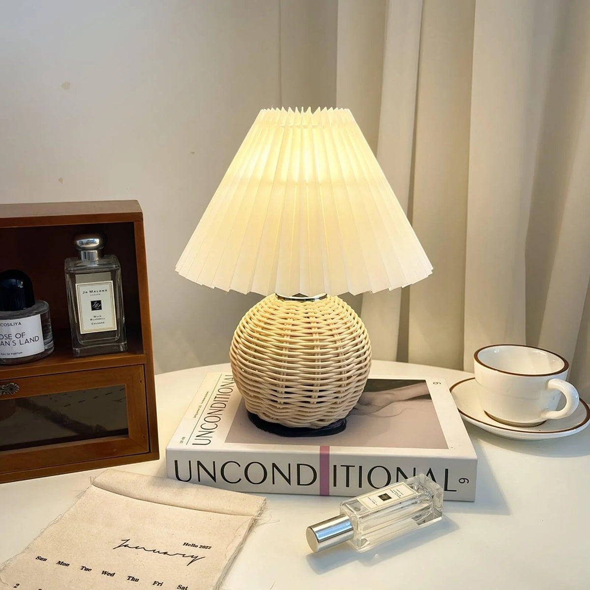Ravuena Rattan Pleated Table lamp