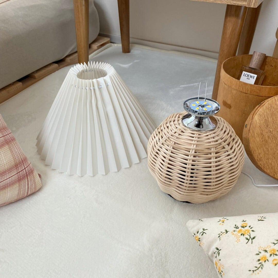 Ravuena Rattan Pleated Table lamp