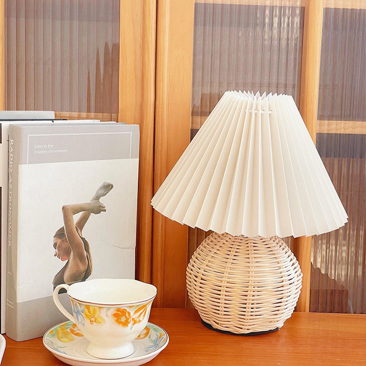 Ravuena Rattan Pleated Table lamp