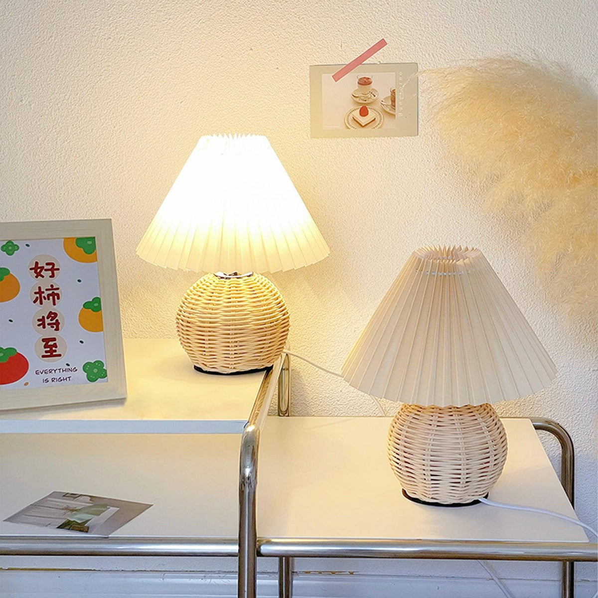 Ravuena Rattan Pleated Table lamp