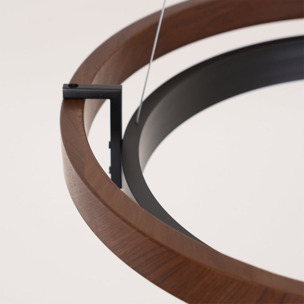 Tirinun Ring Wood Chandelier