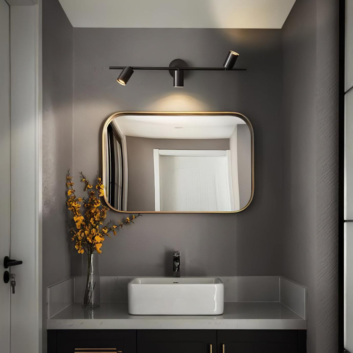 Elaivora Spotlight Wall Light