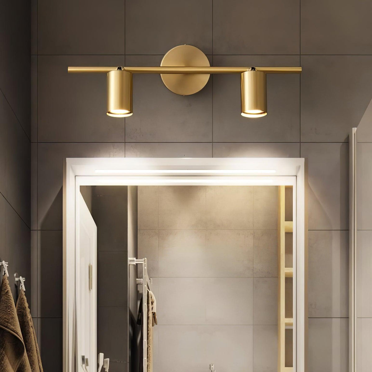 Elaivora Spotlight Wall Light