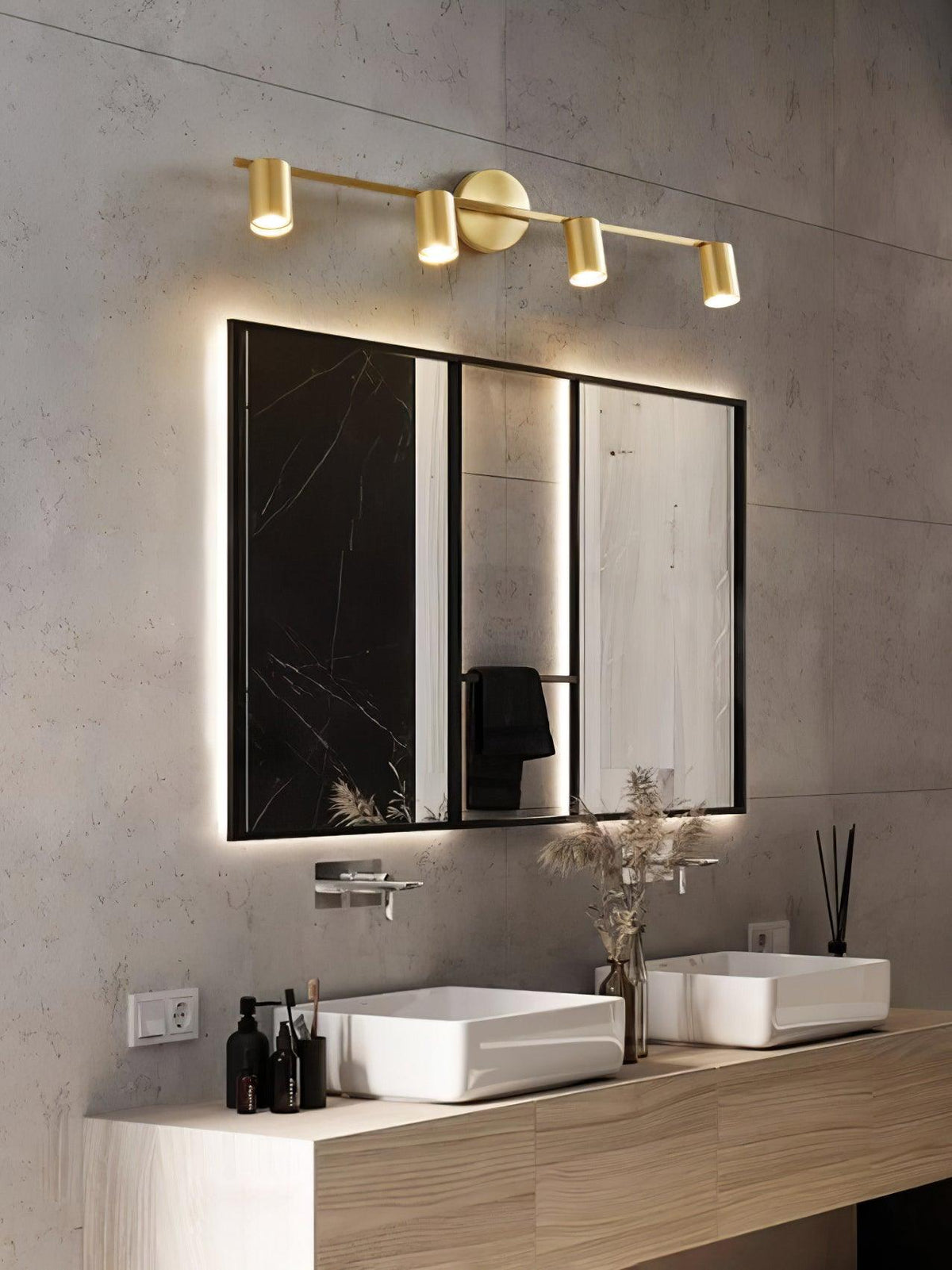 Elaivora Spotlight Wall Light