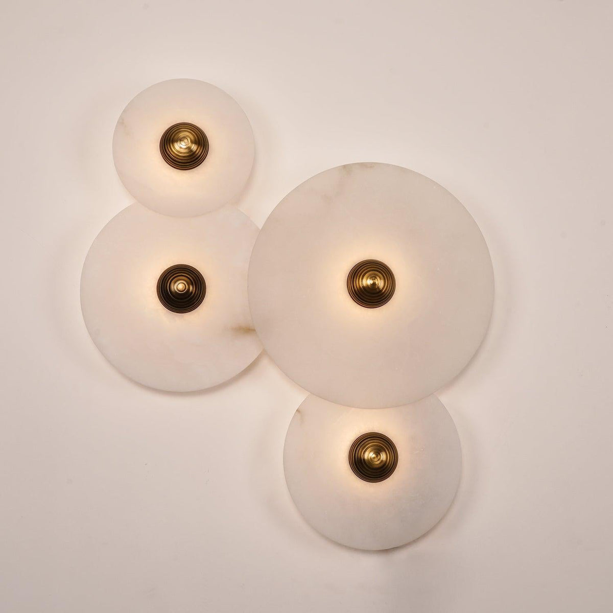 Apollo Round Alabaster Wall Lamp