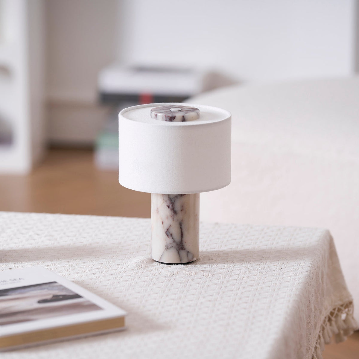 Selalia Table Lamp