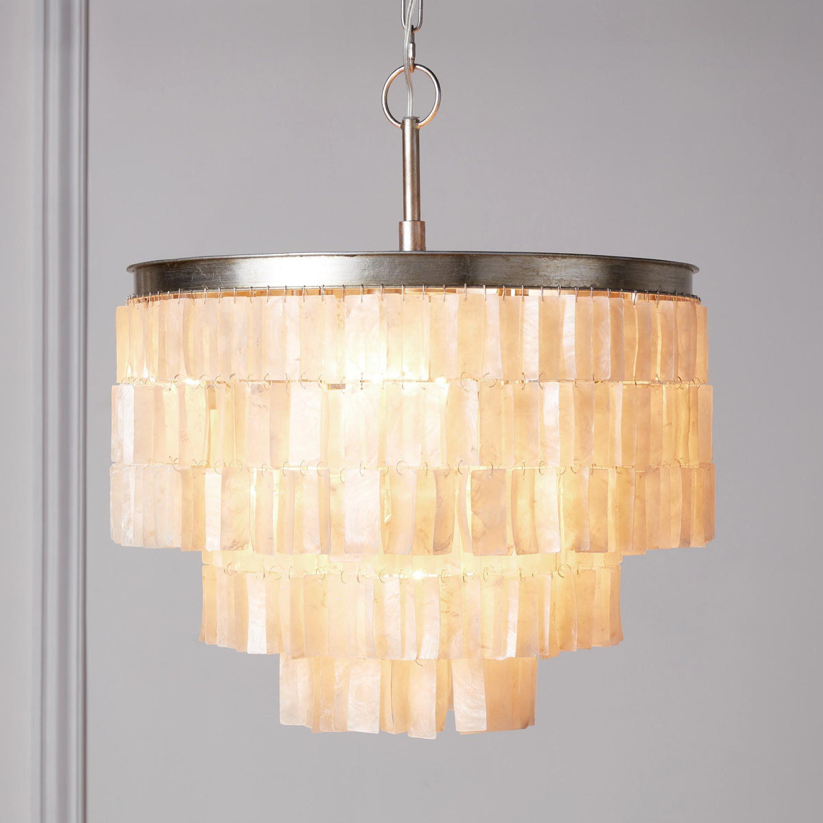Coraise Luxury Shell Pendant Light