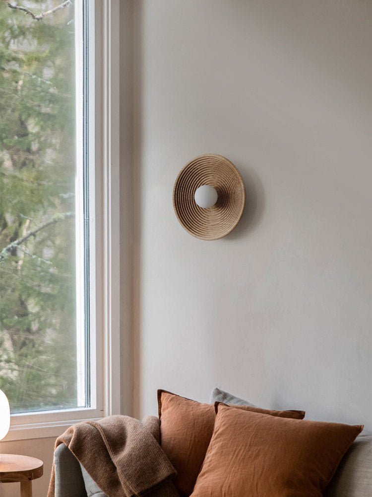 Omvar Ripple Wall Light