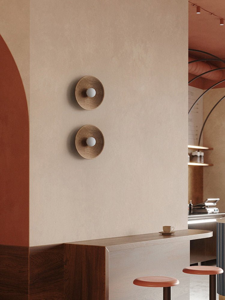 Omvar Ripple Wall Light