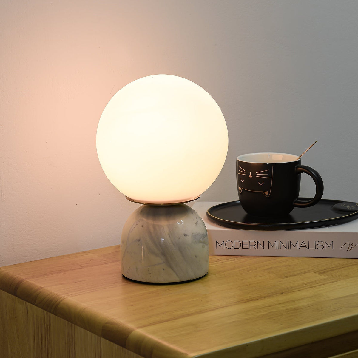 Caelum Marble Scandinavian Table Lamp