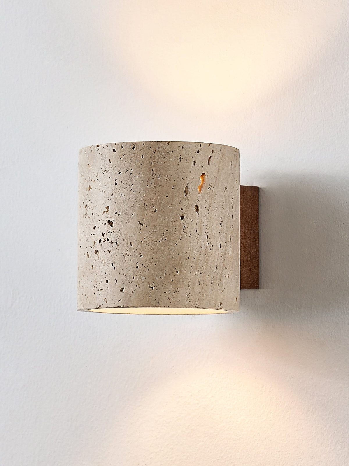 Cedrien Wall Lamp