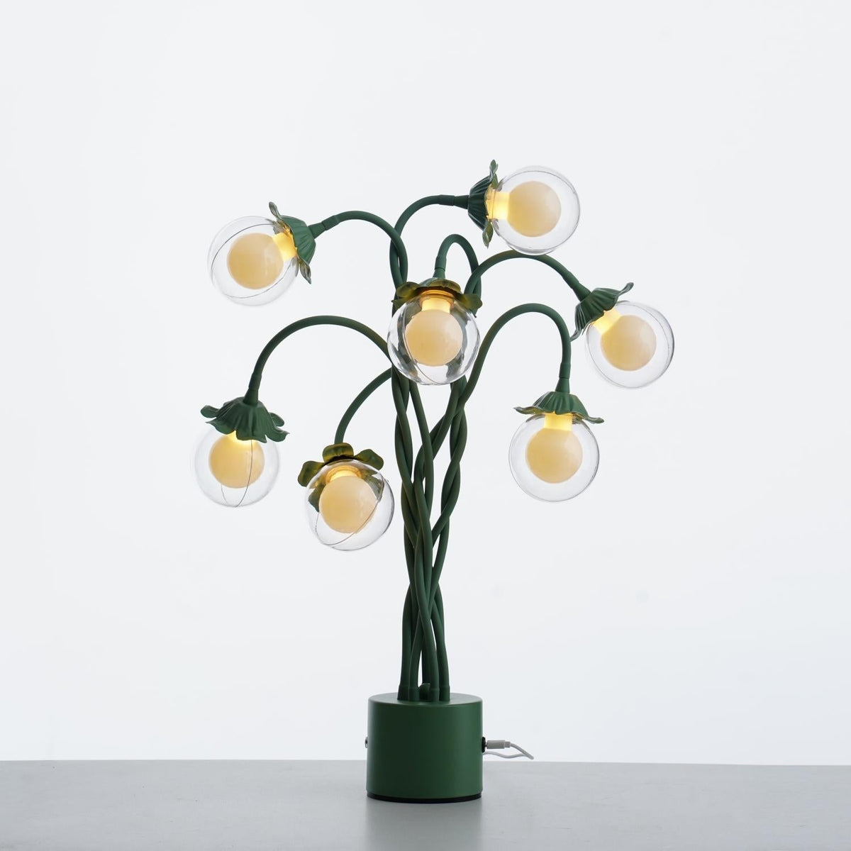 Viraoora Table Lamp