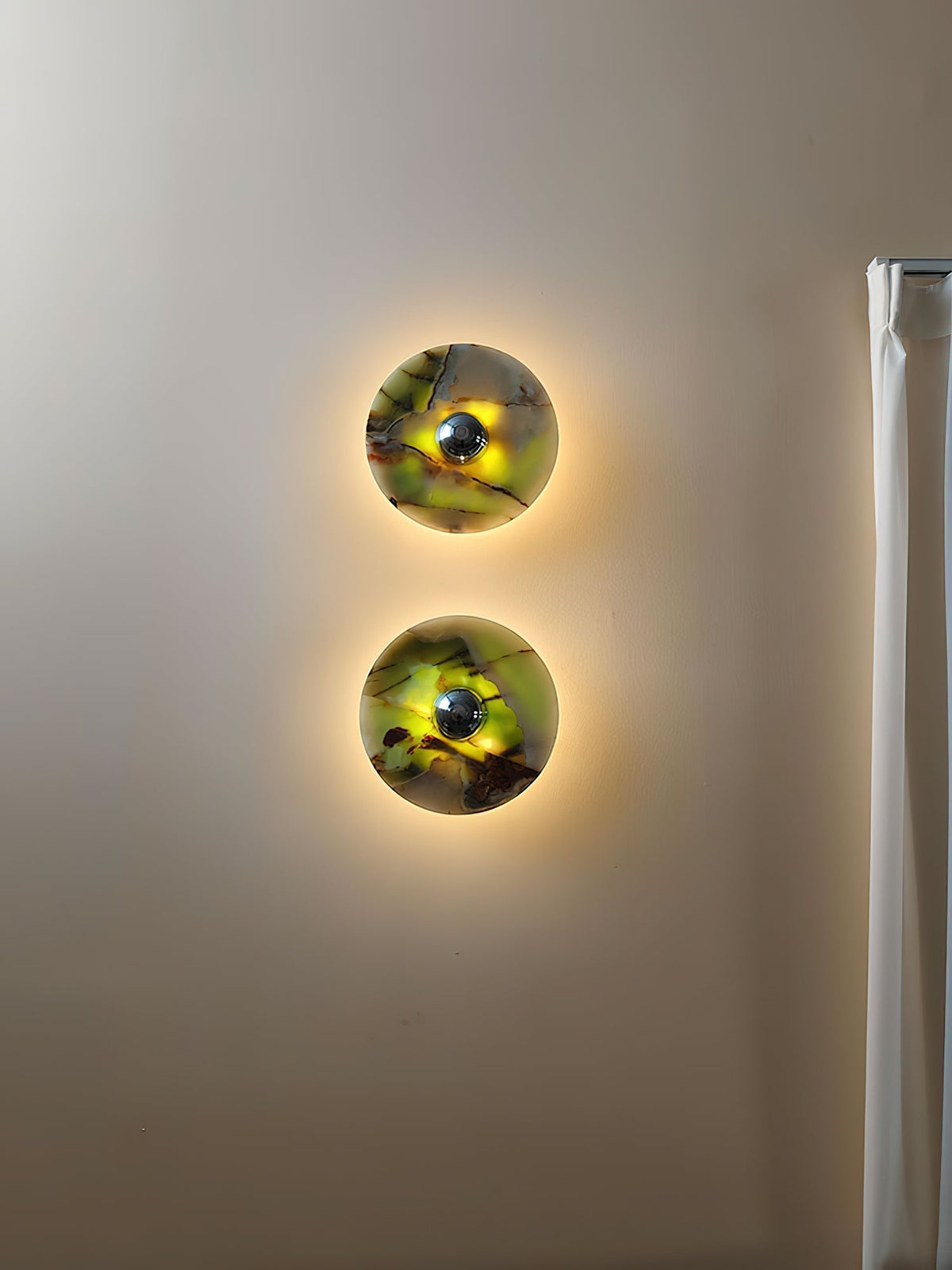 Nereenne Marble Wall Lamp