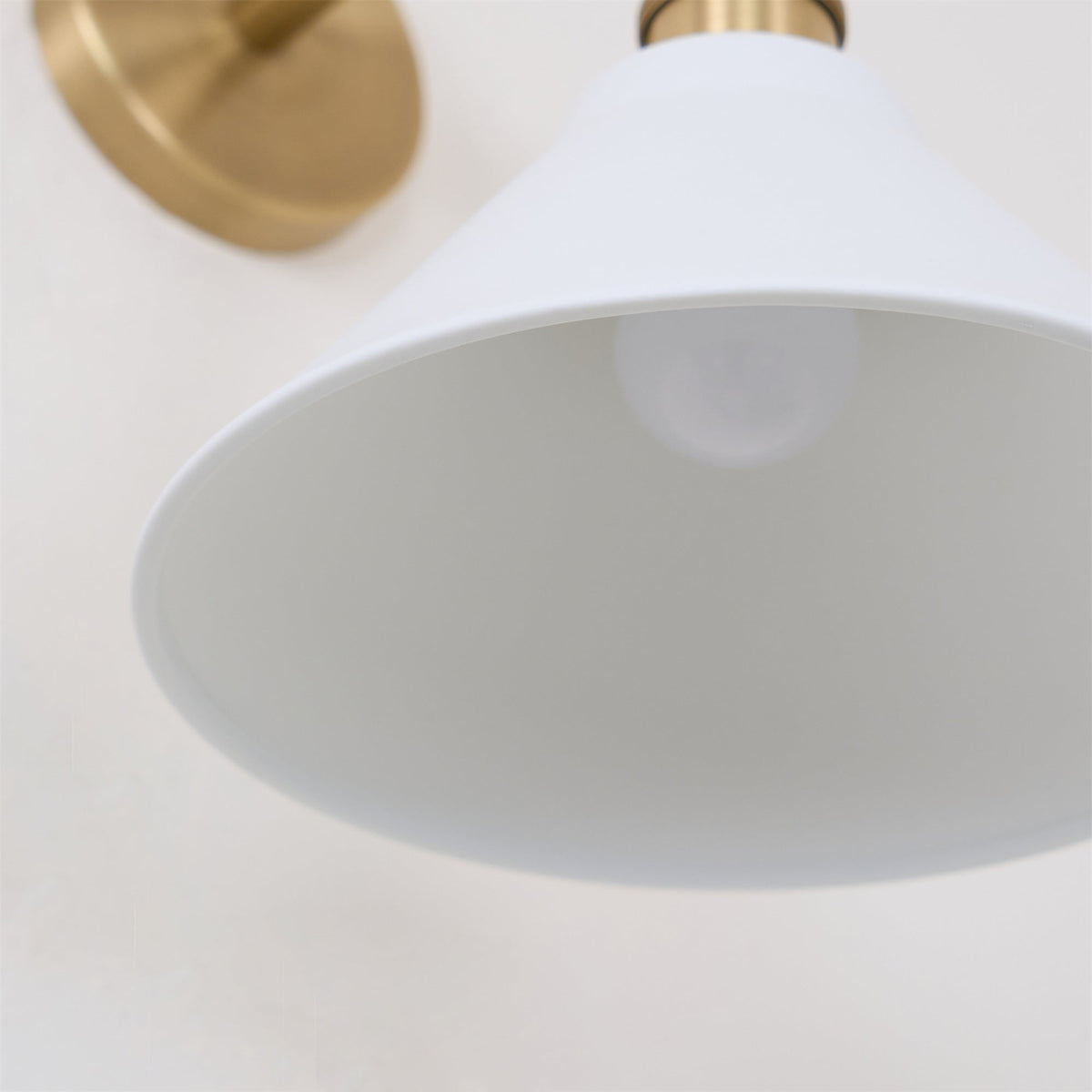 Rivelira Ceramics Wall Lamp