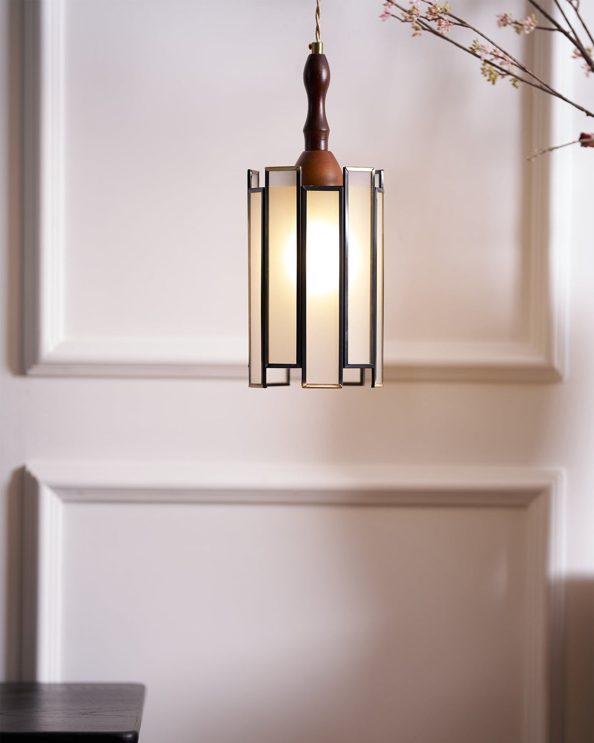Creshen Wood & Glass Vintage Pendant Lamp