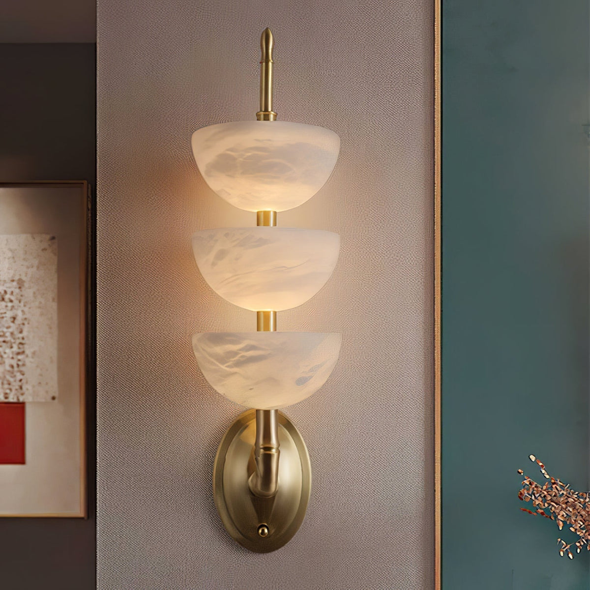 Ulmiraris Alabaster Wall Light