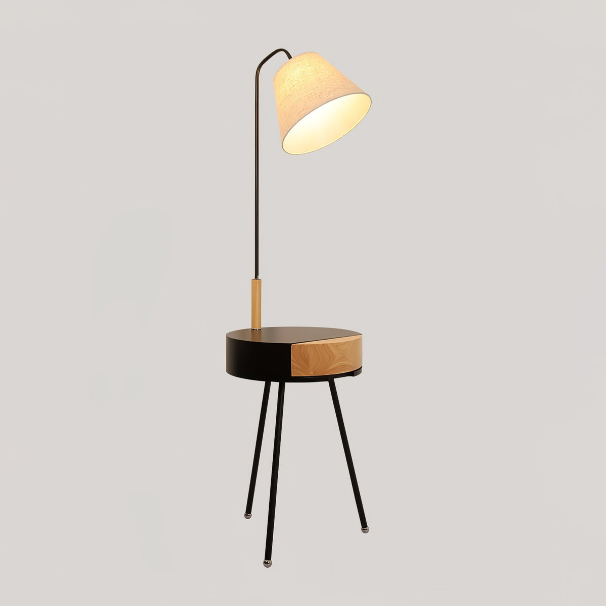 Fioeria Alder Tripod Fabric Floor Lamp