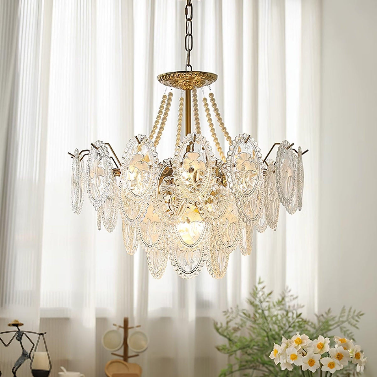 Vamader Chandelier Lustrous pearls