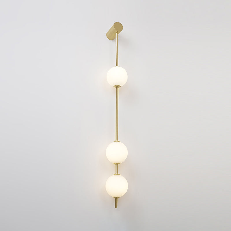 Bugogek Vertical Balls Wall Lamp
