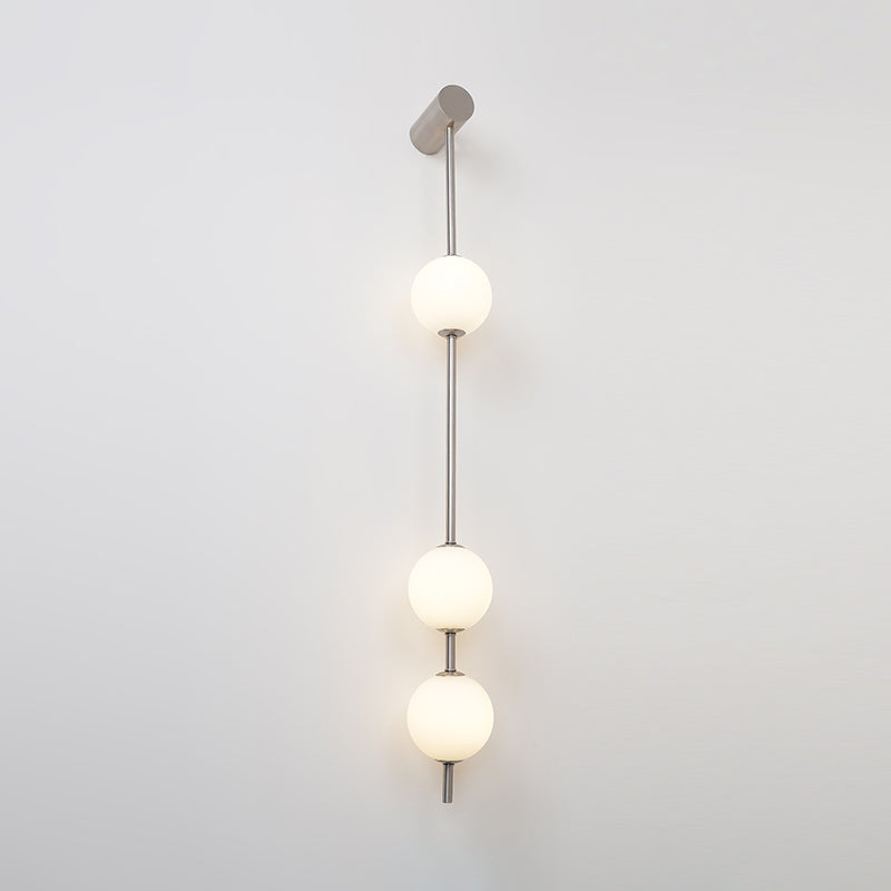 Bugogek Vertical Balls Wall Lamp