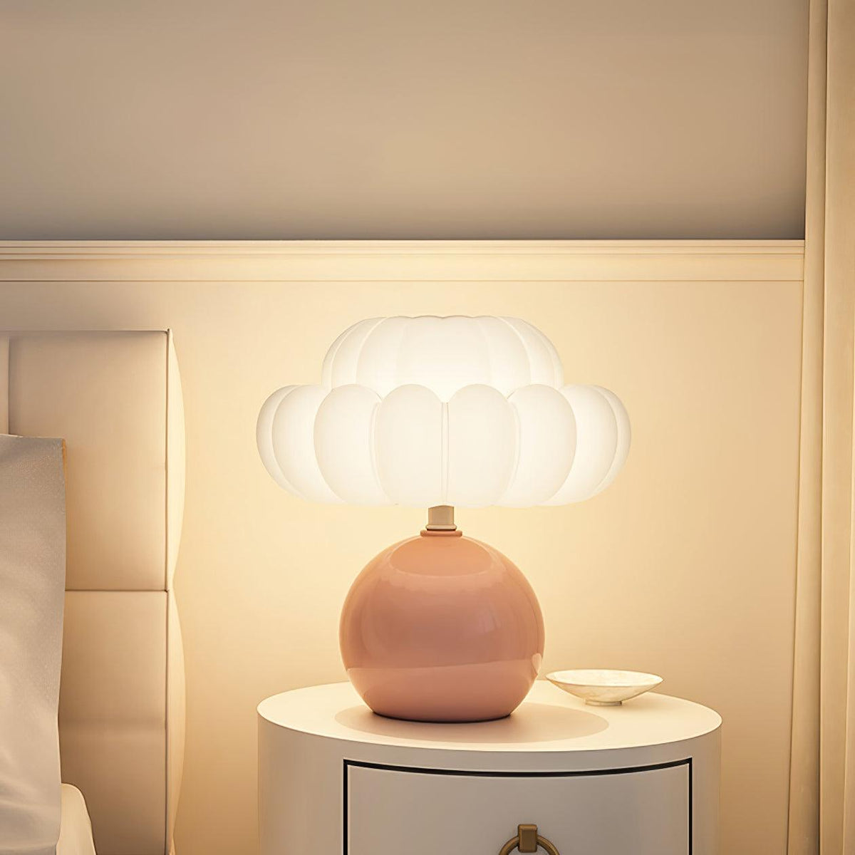 Elaeelle Table Lamp
