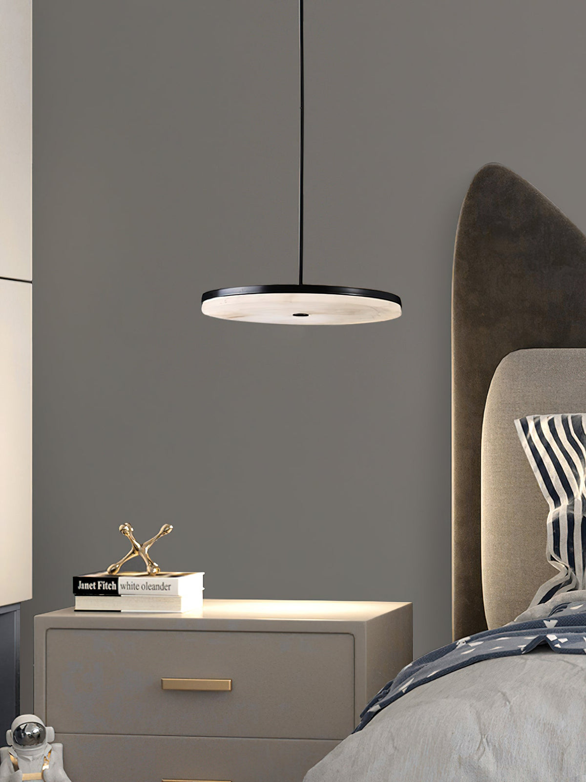 Avenivette Alabaster Pendant Light