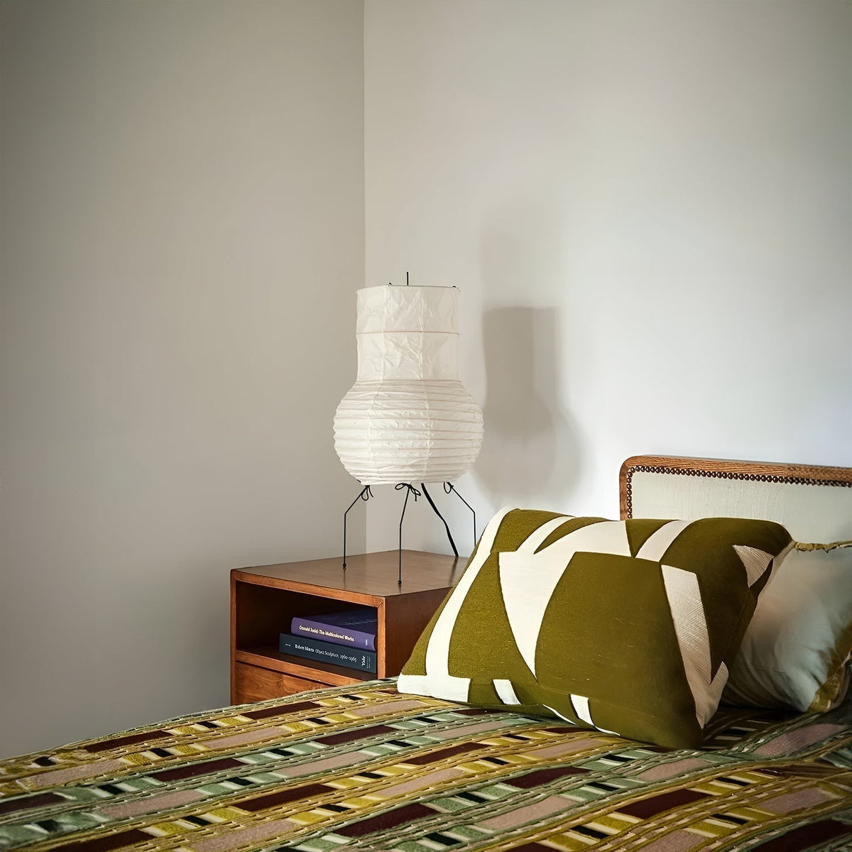 Brandy Vintage Paper Table Lamp