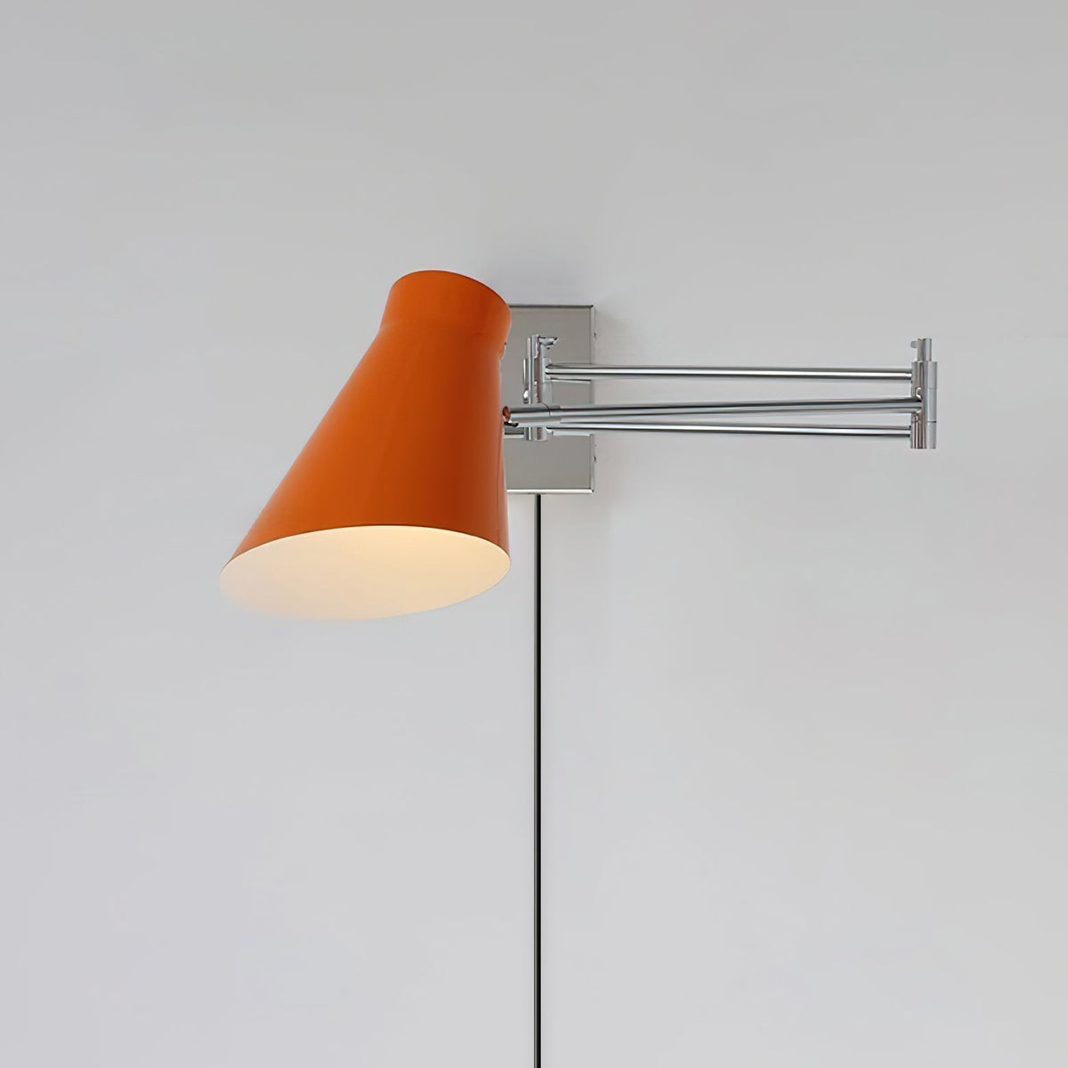 Avenisine Wall Light