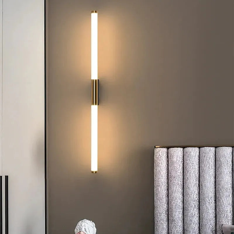 Aeri Minimalist Linear Wall Lamp, Gold-Relic Pieces
