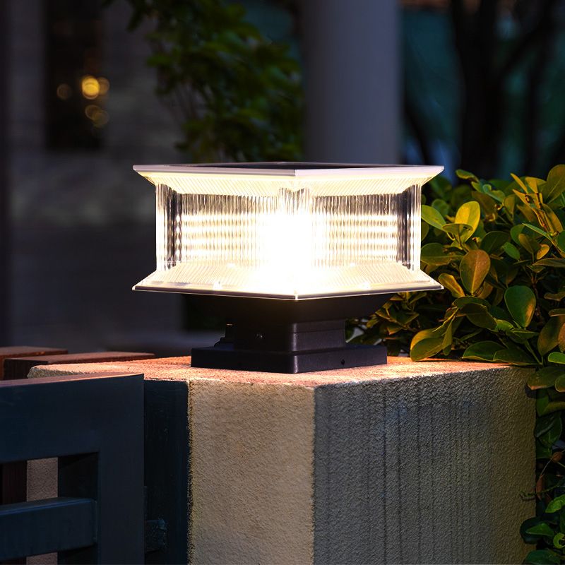Vedovir Contemporary LED Rectangular Metal Outdoor Lamp, Black