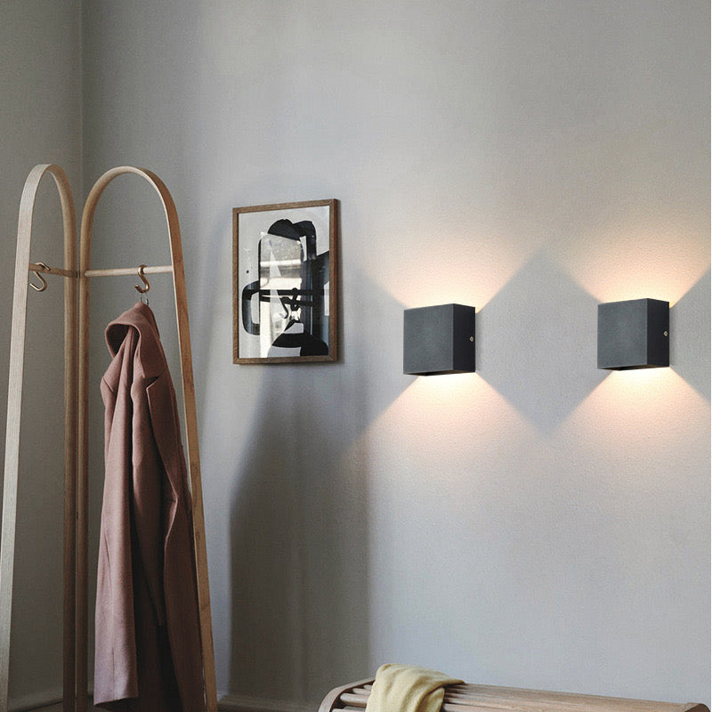 Eronil Modern Adjustable Square Outdoor Wall Lamp LED-Relic Pieces