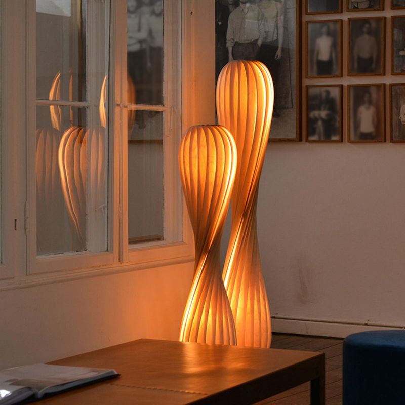 Molekut Modern Twisted Wood Floor Lamp, Wood Color